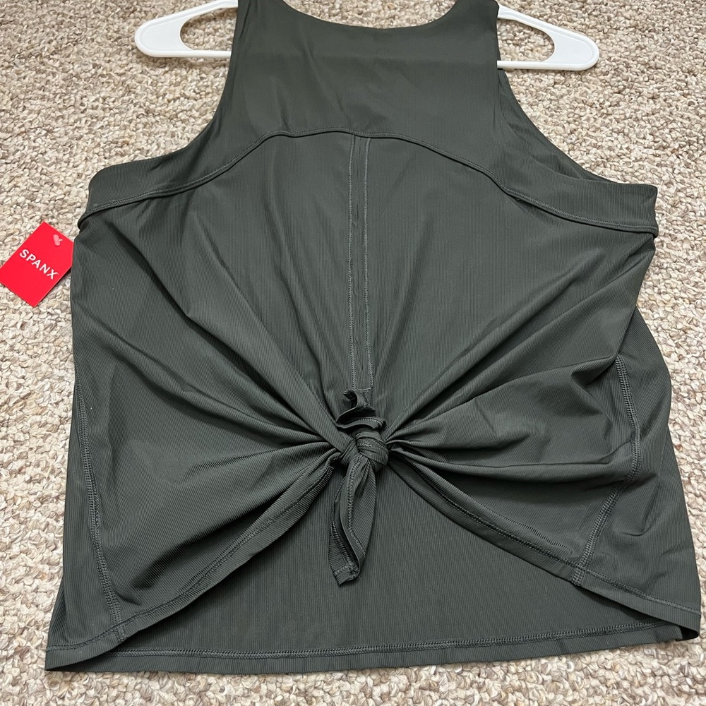 NWT SPANX Go lightly ribbed tie-back tank